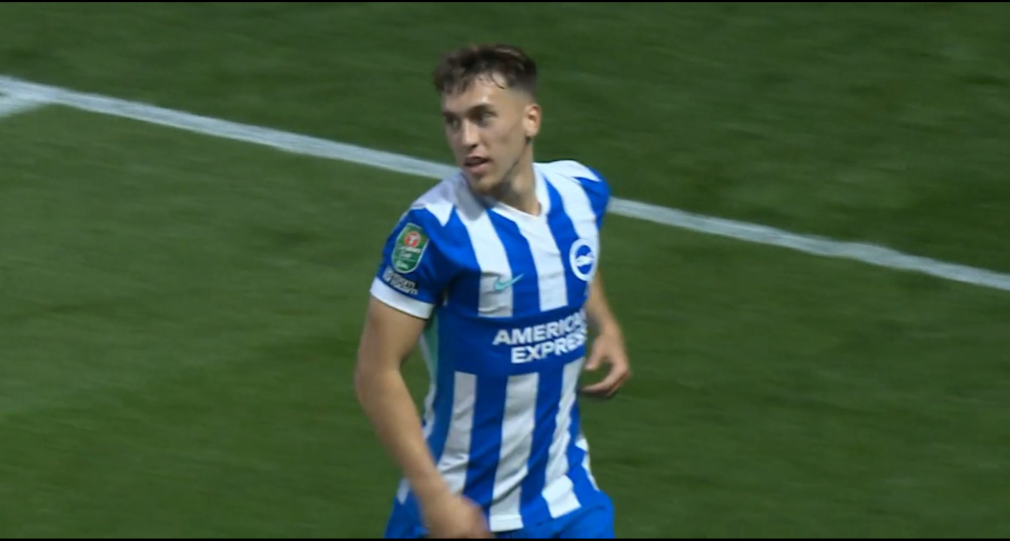 Gruda u largua nga Anglia  drejtori i Lajpcigut i thur elozhe  Është teknikisht i fortë dhe kreativ